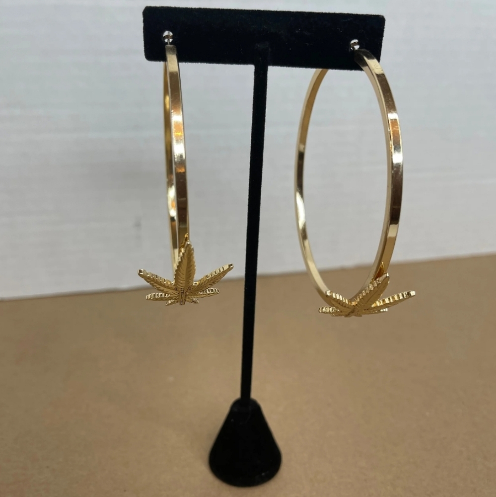 Cannabis Leaf Hoop Earrings Gold